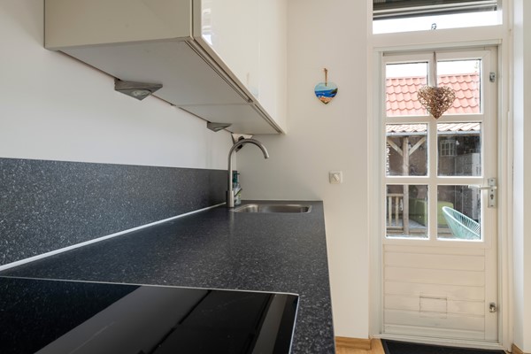 Medium property photo - Koningin Julianastraat 101, 4153 BX Beesd